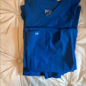 Barack one soft scrub set